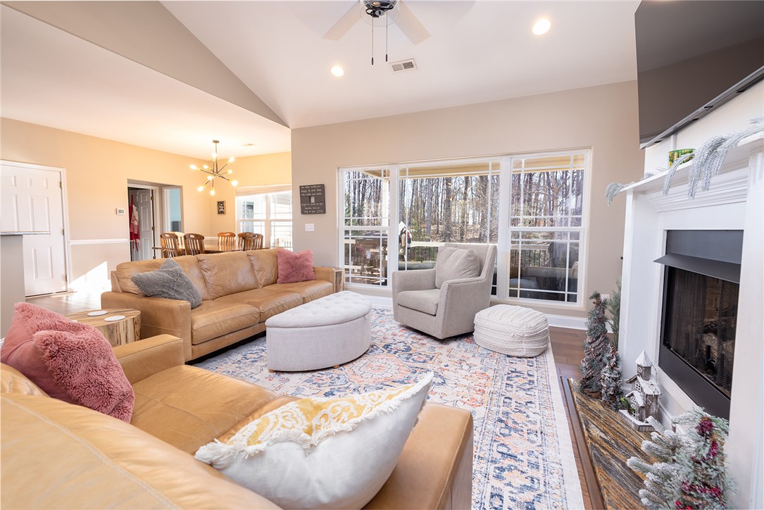 308 Ridgeside Court West Union, SC 29696 - Photo 2 of 48