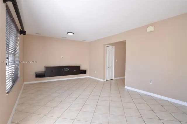 $4,500 | 10502 Southwest 77th Court, Unit 10502, Pinecrest, FL 33156