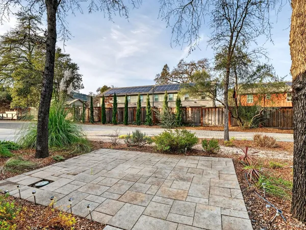 $1,400,000 | 540 South Cloverdale Boulevard, Cloverdale, CA 95425