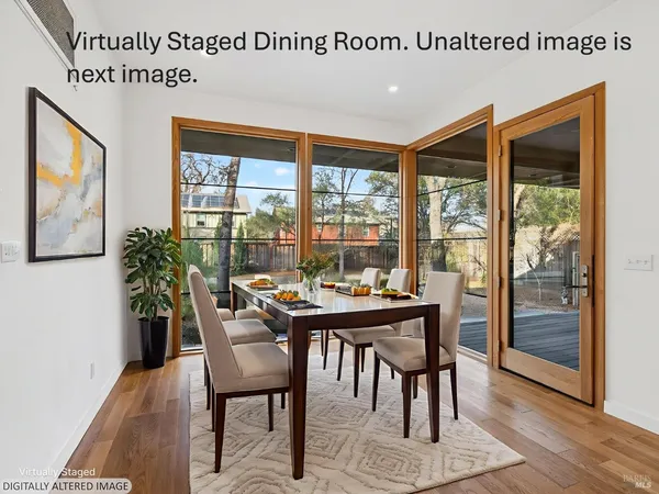 $1,400,000 | 540 South Cloverdale Boulevard, Cloverdale, CA 95425