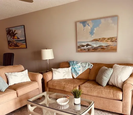 $5,250 | 9300 Clubside Circle, Unit 1109, Sarasota, FL 34238