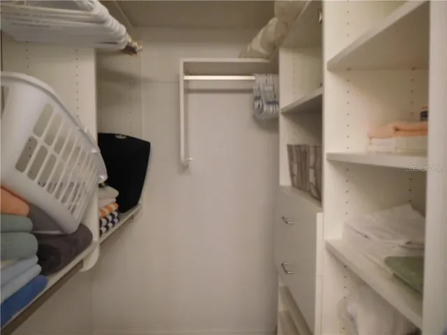 $5,250 | 9300 Clubside Circle, Unit 1109, Sarasota, FL 34238