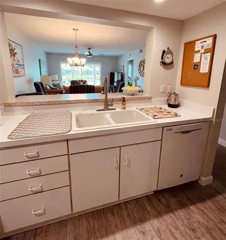 $5,250 | 9300 Clubside Circle, Unit 1109, Sarasota, FL 34238