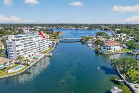 $475,000 | 1365 Snell Isle Boulevard Northeast, Unit 6A, St. Petersburg, FL 33704