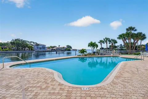 $475,000 | 1365 Snell Isle Boulevard Northeast, Unit 6A, St. Petersburg, FL 33704
