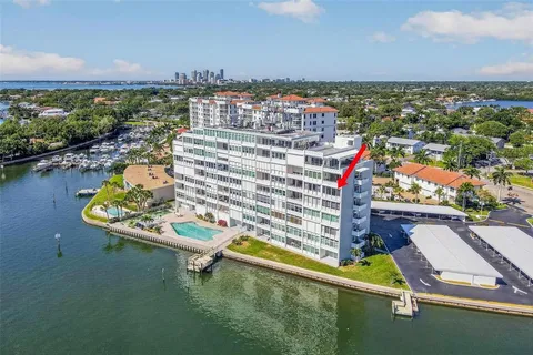$475,000 | 1365 Snell Isle Boulevard Northeast, Unit 6A, St. Petersburg, FL 33704