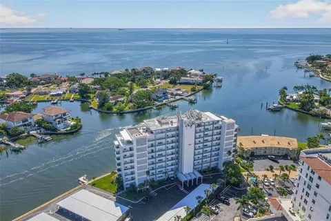 $475,000 | 1365 Snell Isle Boulevard Northeast, Unit 6A, St. Petersburg, FL 33704