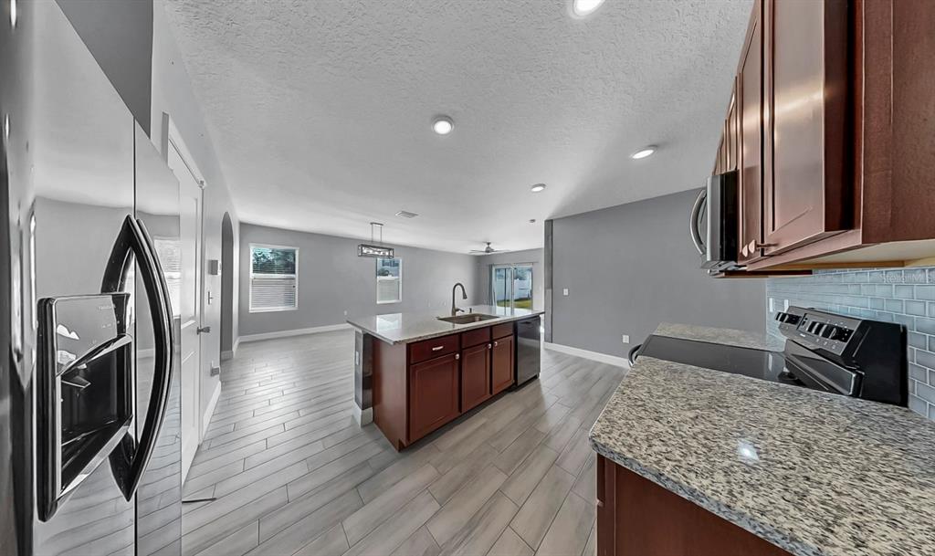 10237 Mangrove Well Road Sun City Center, FL 33573 - Photo 14 of 56