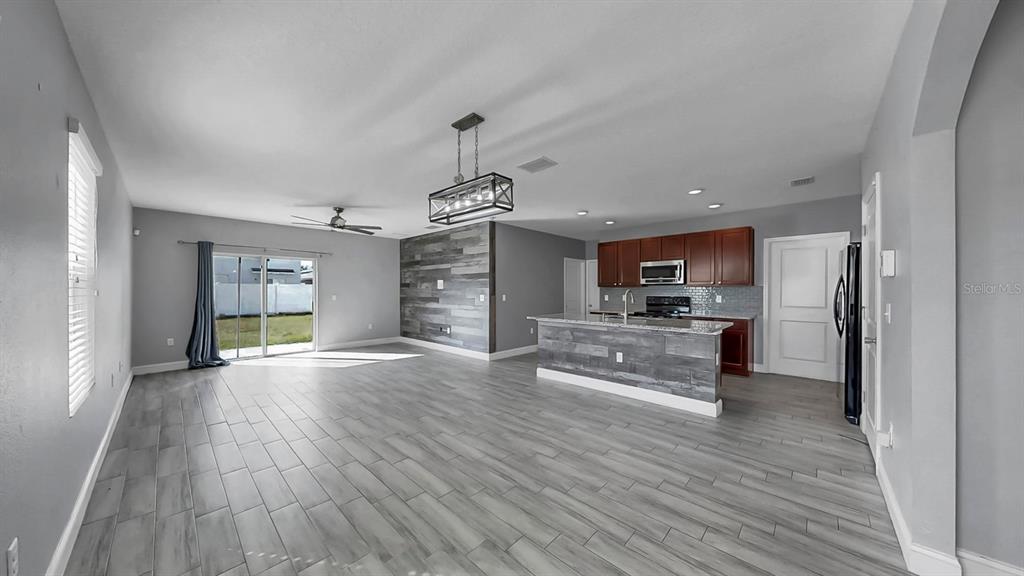 10237 Mangrove Well Road Sun City Center, FL 33573 - Photo 21 of 56