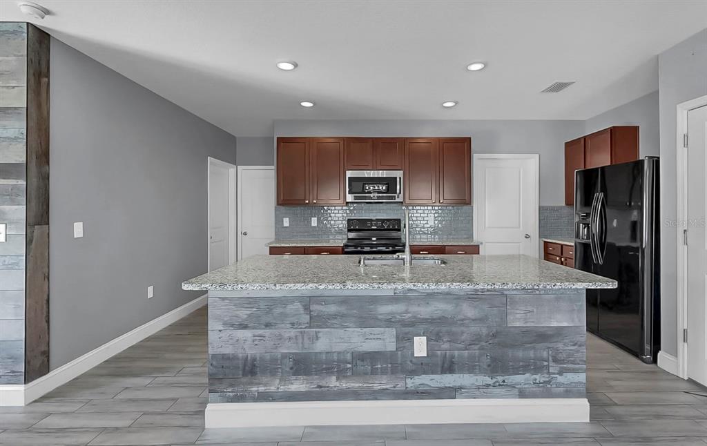 10237 Mangrove Well Road Sun City Center, FL 33573 - Photo 44 of 56