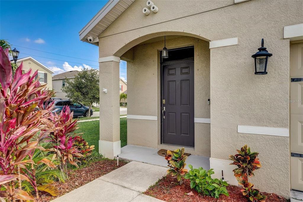 10237 Mangrove Well Road Sun City Center, FL 33573 - Photo 5 of 56