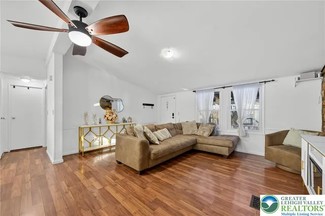 $75,000 | 1012 Spruce Lane, Breinigsville, PA 18031