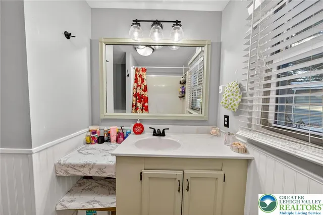 $75,000 | 1012 Spruce Lane, Breinigsville, PA 18031