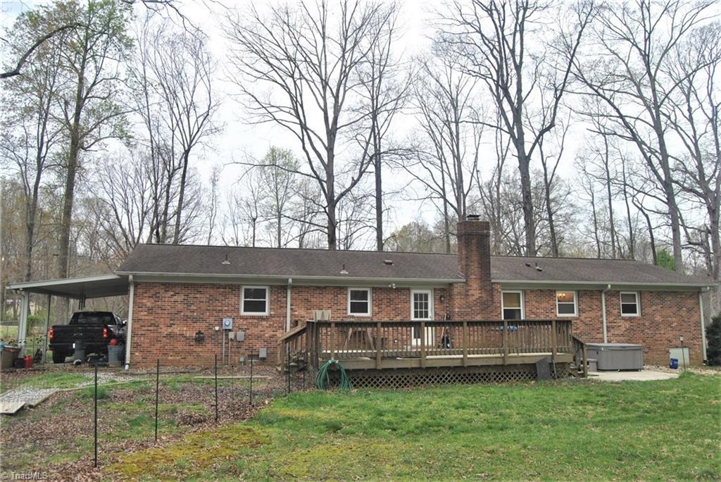 3928 Tanglebrook Road High Point, NC 27265 - Photo 27 of 31 Gallery Image 27