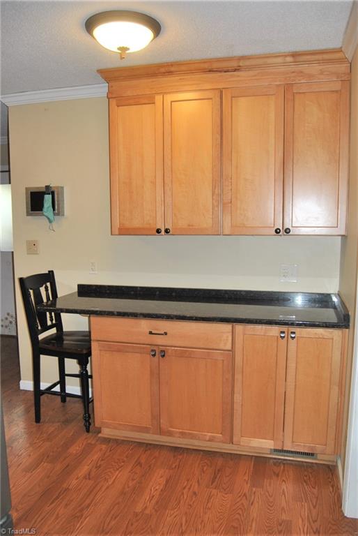 3928 Tanglebrook Road High Point, NC 27265 - Photo 7 of 31 Gallery Image 7