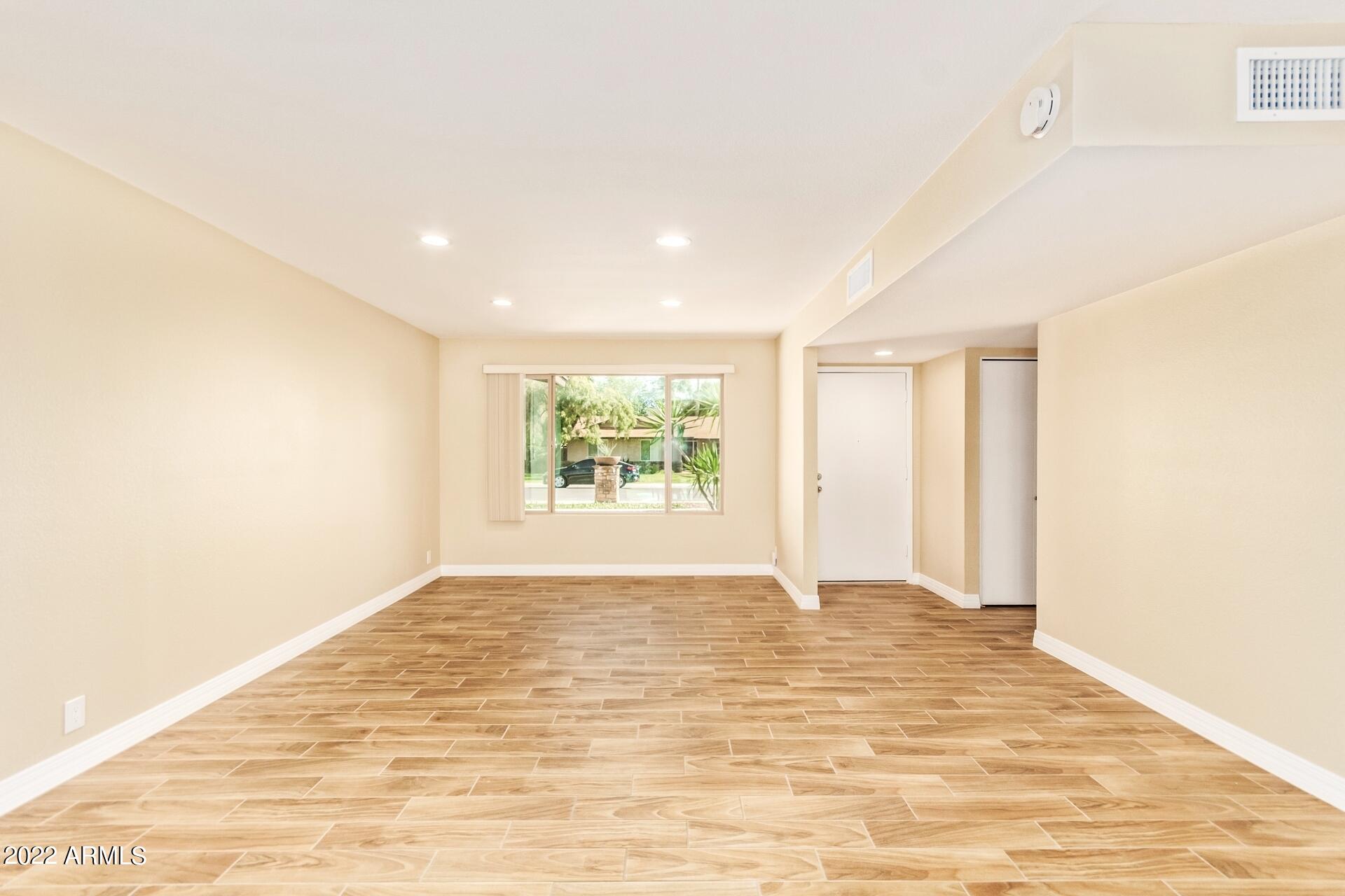 5320 East Hearn Road Scottsdale, AZ 85254 - Photo 5 of 33 0004-04 - Hearn