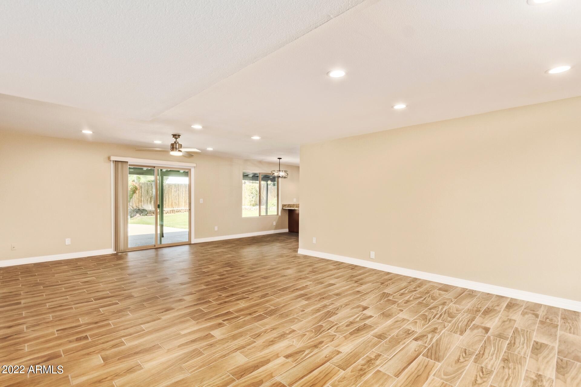 5320 East Hearn Road Scottsdale, AZ 85254 - Photo 6 of 33 0005-05 - Hearn