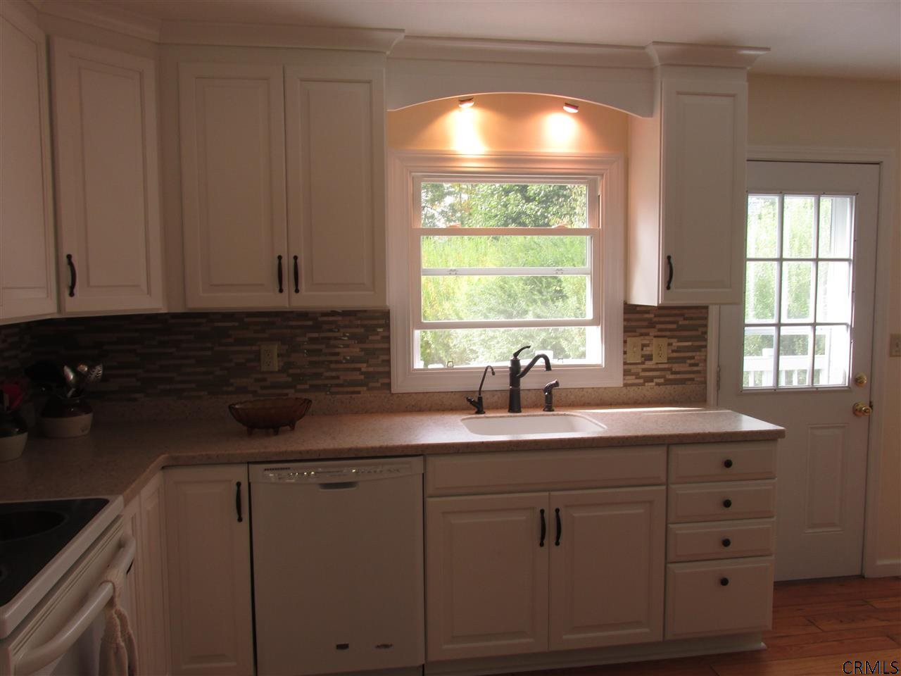 44 Biechman Road Ravena, NY 12143 - Photo 3 of 19 Photo 3