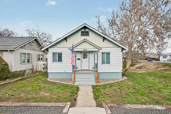 $275,000 | 1527 11th Avenue, Lewiston, ID 83501
