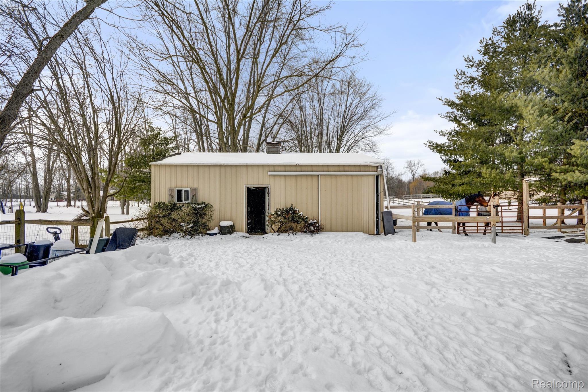 6187 Hellner Road Ann Arbor, MI 48105 - Photo 31 of 50 Hellner_46.jpg