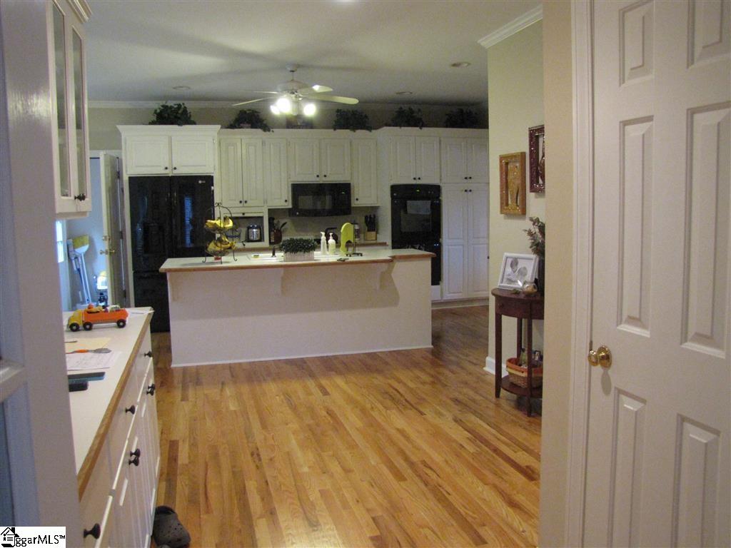 201 Cypress Ridge Greenville, SC 29609 - Photo 13 of 36 Gallery Image 13