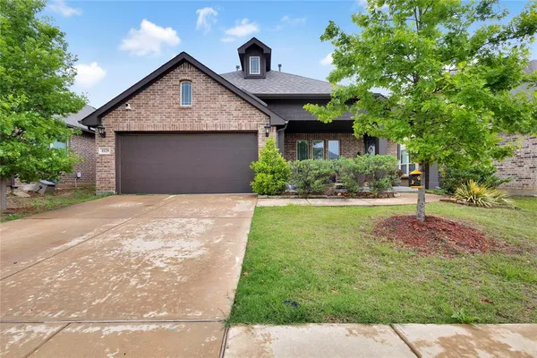 $365,000 | 1129 Snowy Owl Drive, Alvarado, TX 76009