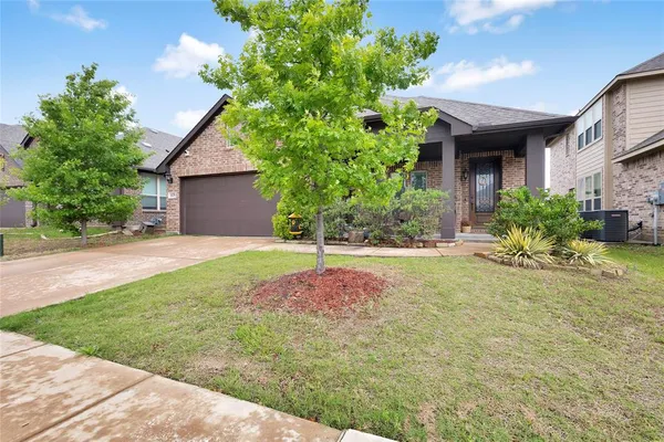 $365,000 | 1129 Snowy Owl Drive, Alvarado, TX 76009