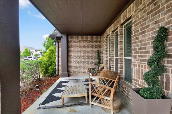 $365,000 | 1129 Snowy Owl Drive, Alvarado, TX 76009