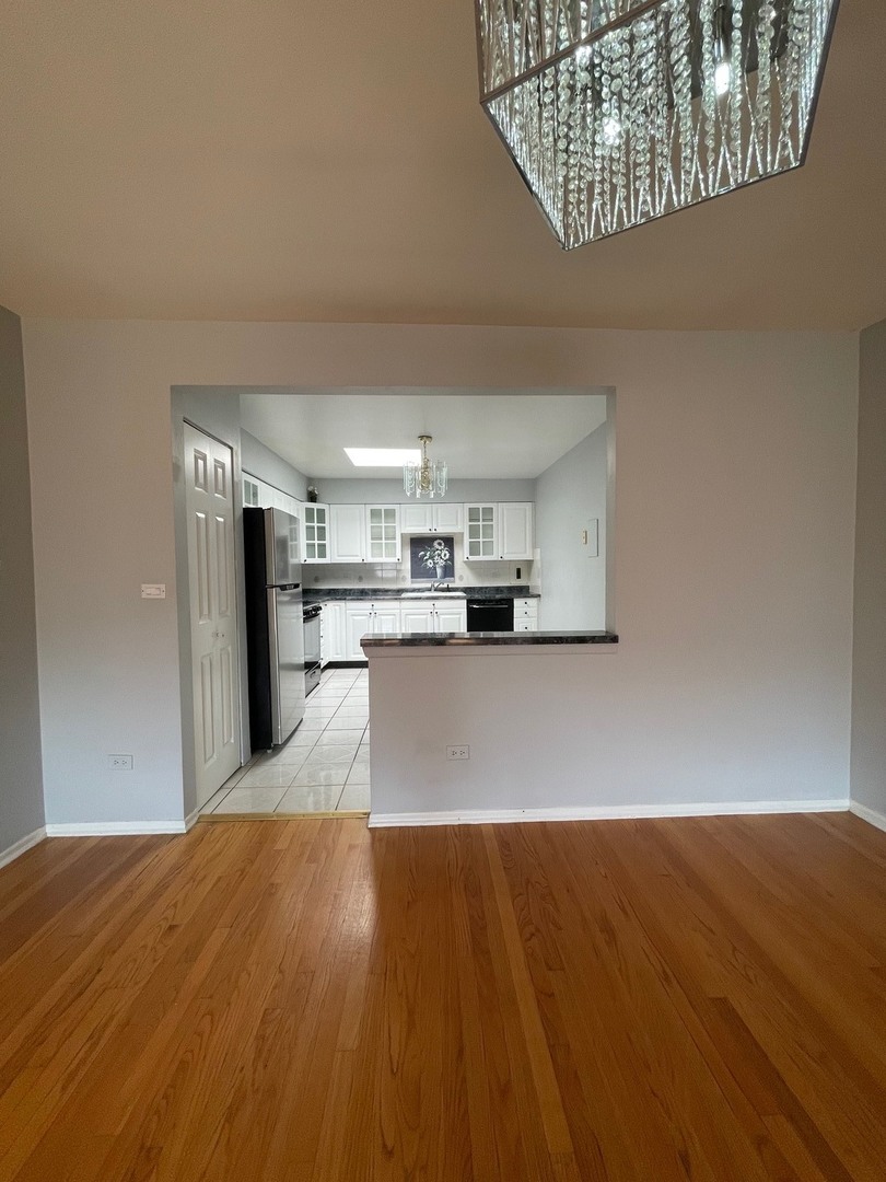 8203 Niles Center Road, Unit 3C Skokie, IL 60077 - Photo 4 of 20