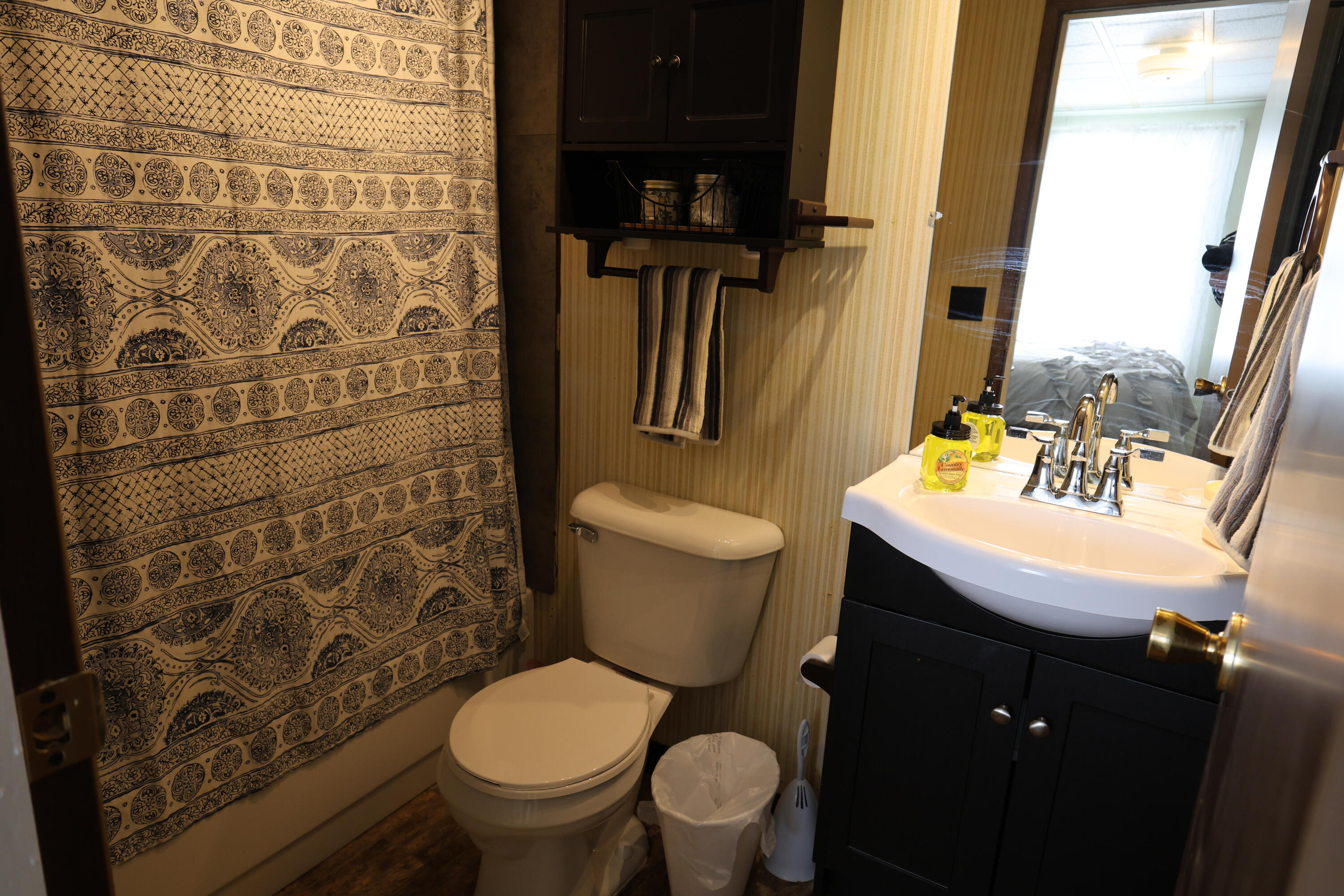 105 Stewart Fork Road Ravenna, KY 40472 - Photo 43 of 59 Primary bath.