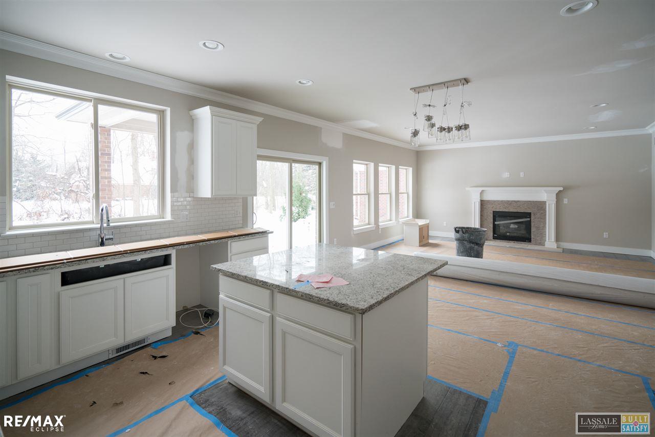22302 Brantingham Road Macomb, MI 48044 - Photo 9 of 10