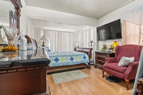 $499,000 | 1037 Schneider Avenue, Union, NJ 07083