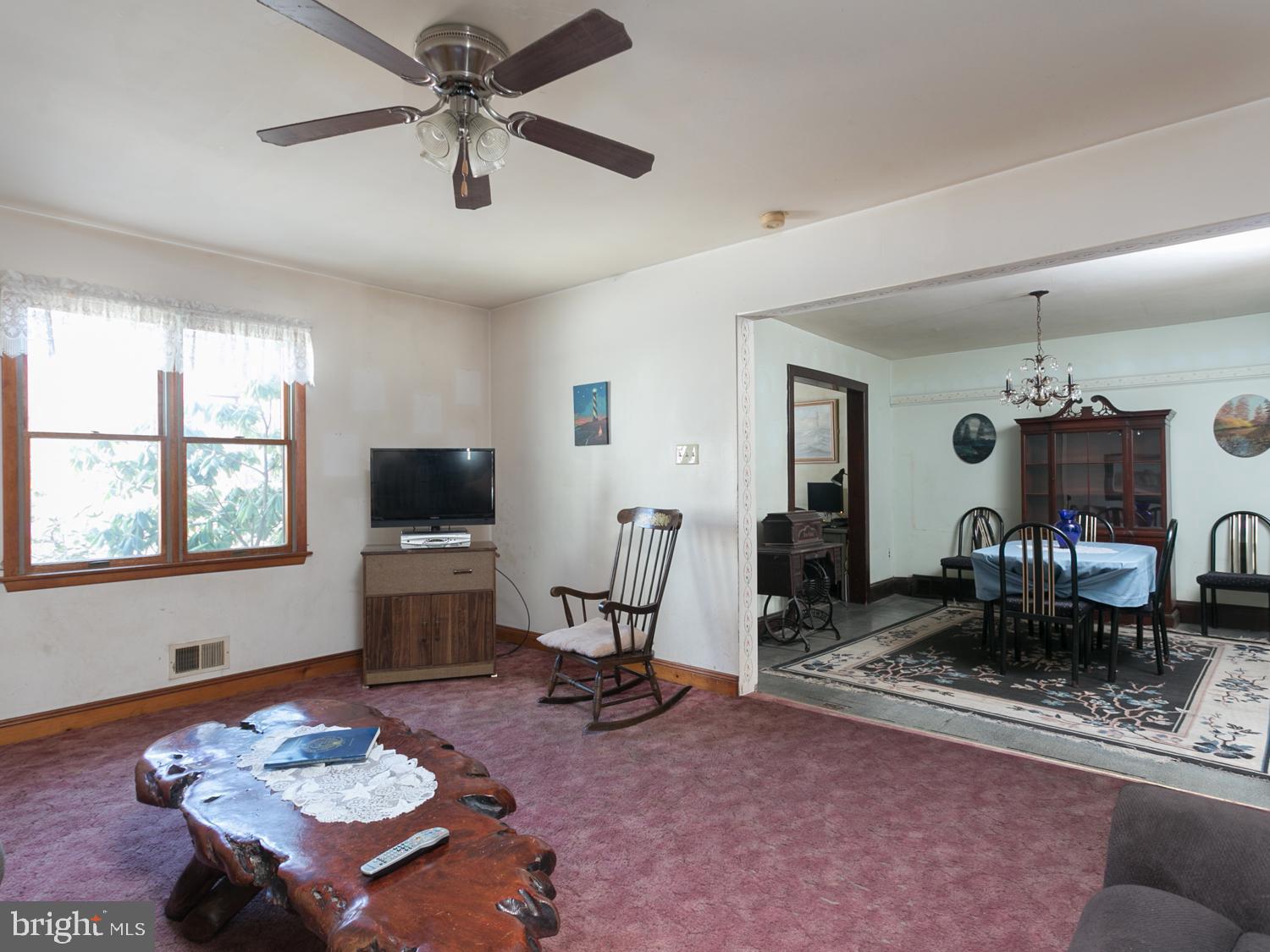 691 Klockner Road Hamilton, NJ 08619 - Photo 9 of 24