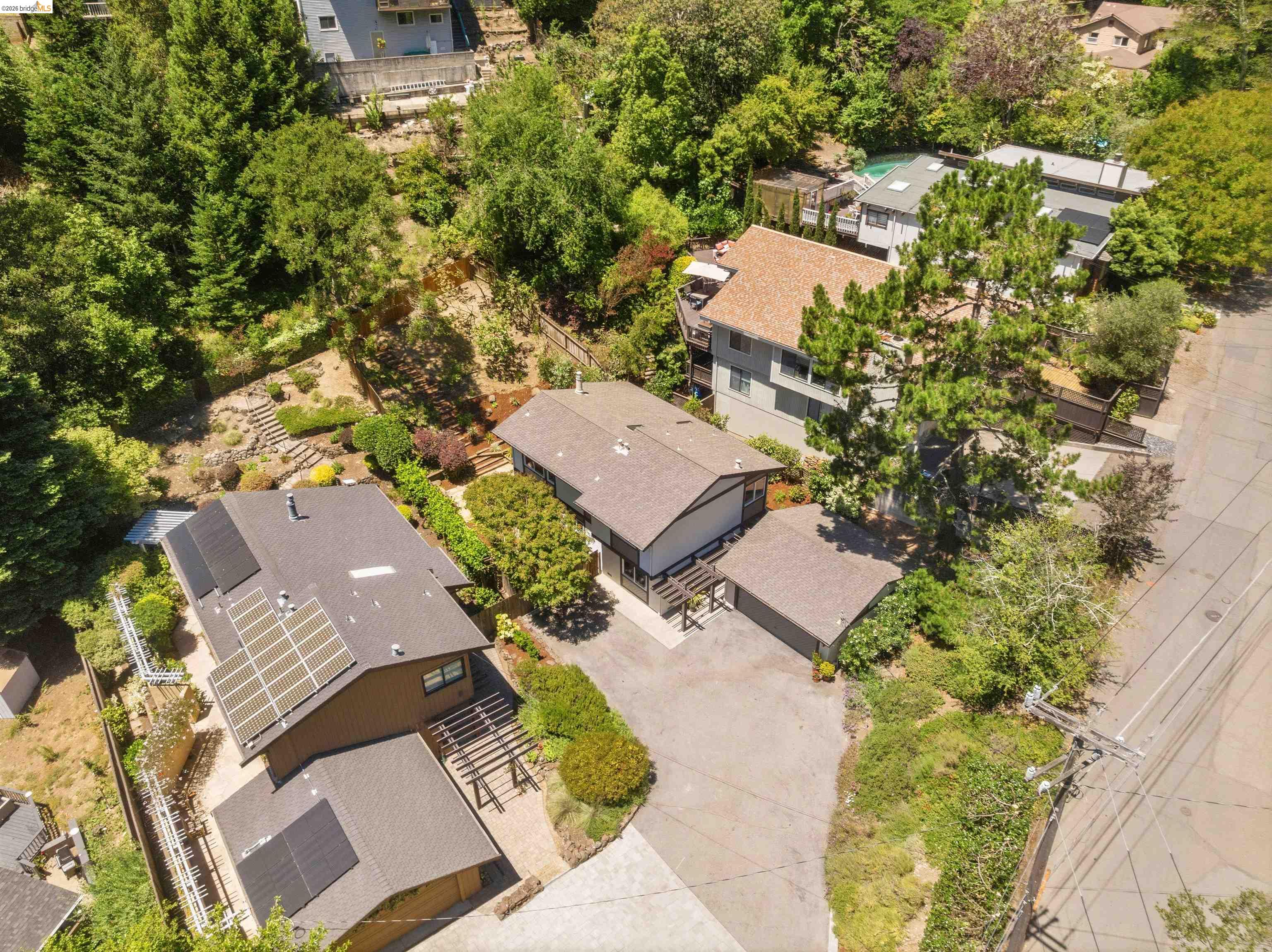 6763 Pinehaven Road Oakland, CA 94611 - Photo 45 of 48