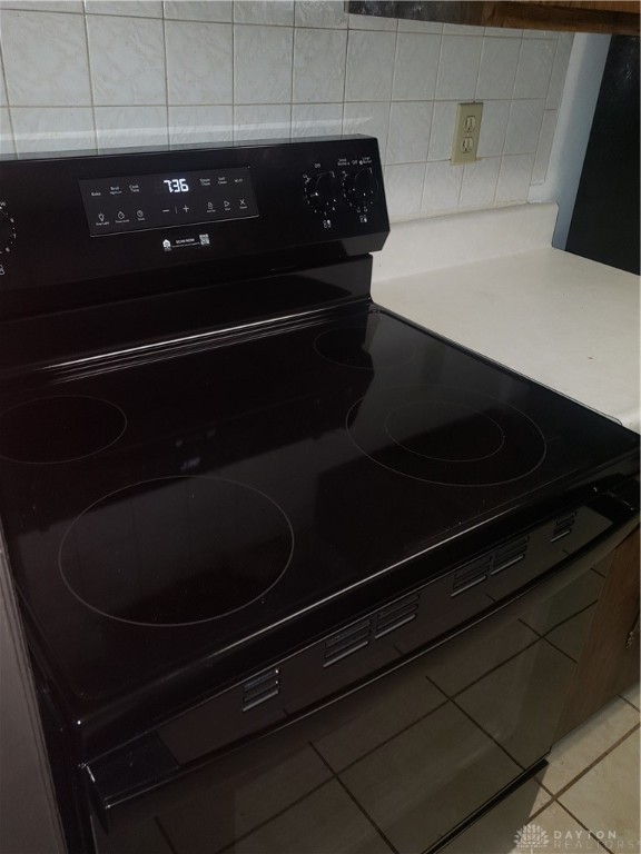 3122 Garvin Road Dayton, OH 45405 - Photo 6 of 22 new stove