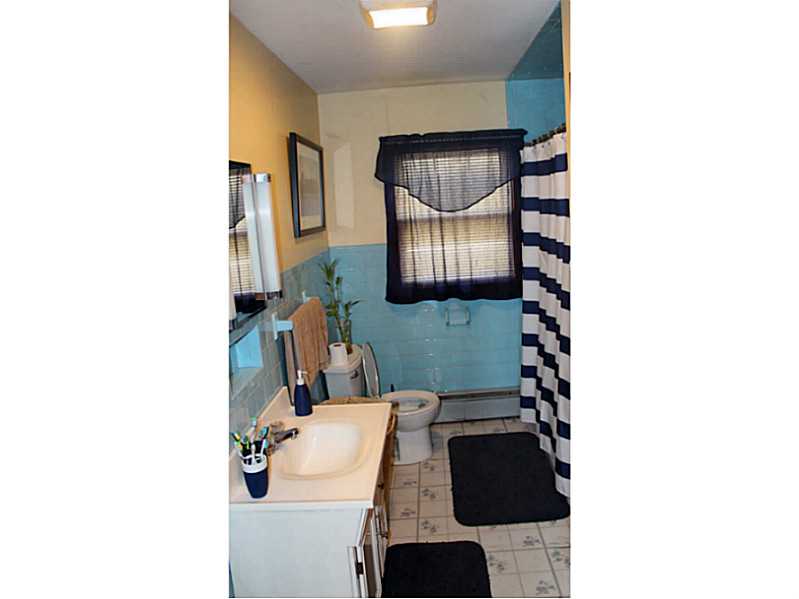 260 N Road Burrillville, RI 02859 - Photo 8 of 22 Bathroom.