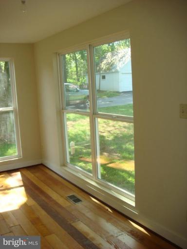 16641 Frederick Road Mount Airy, MD 21771 - Photo 6 of 20 Sunroom