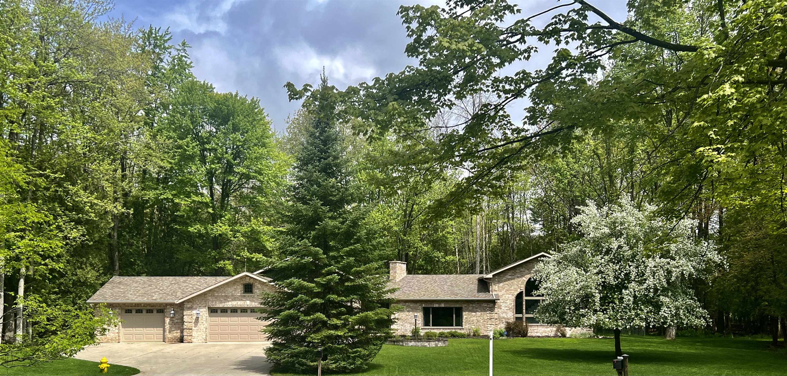 450 Marnie Lane Peshtigo, WI 54157 - Photo 2 of 66