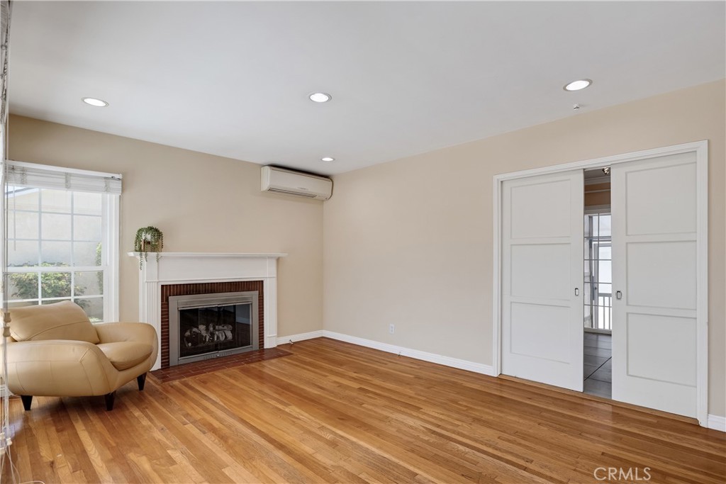 3135 Heather Road Long Beach, CA 90808 - Photo 8 of 34