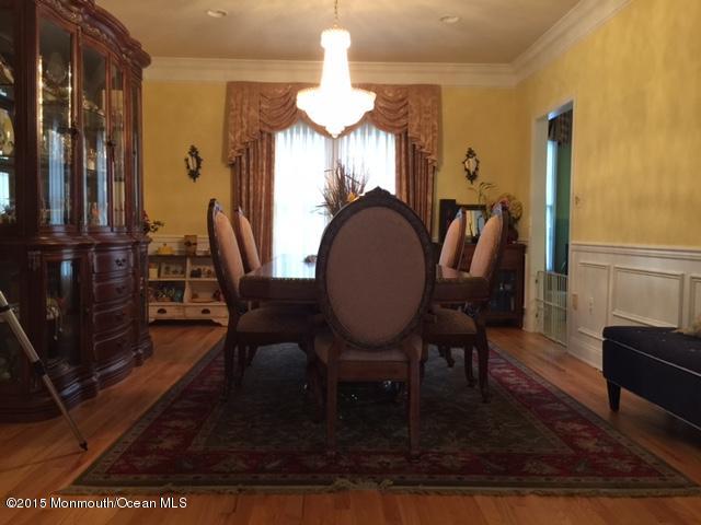 106 Autumn Road Matawan, NJ 07747 - Photo 8 of 29 Dining Room
