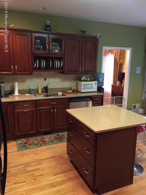 106 Autumn Road Matawan, NJ 07747 - Photo 10 of 29 Kitchen