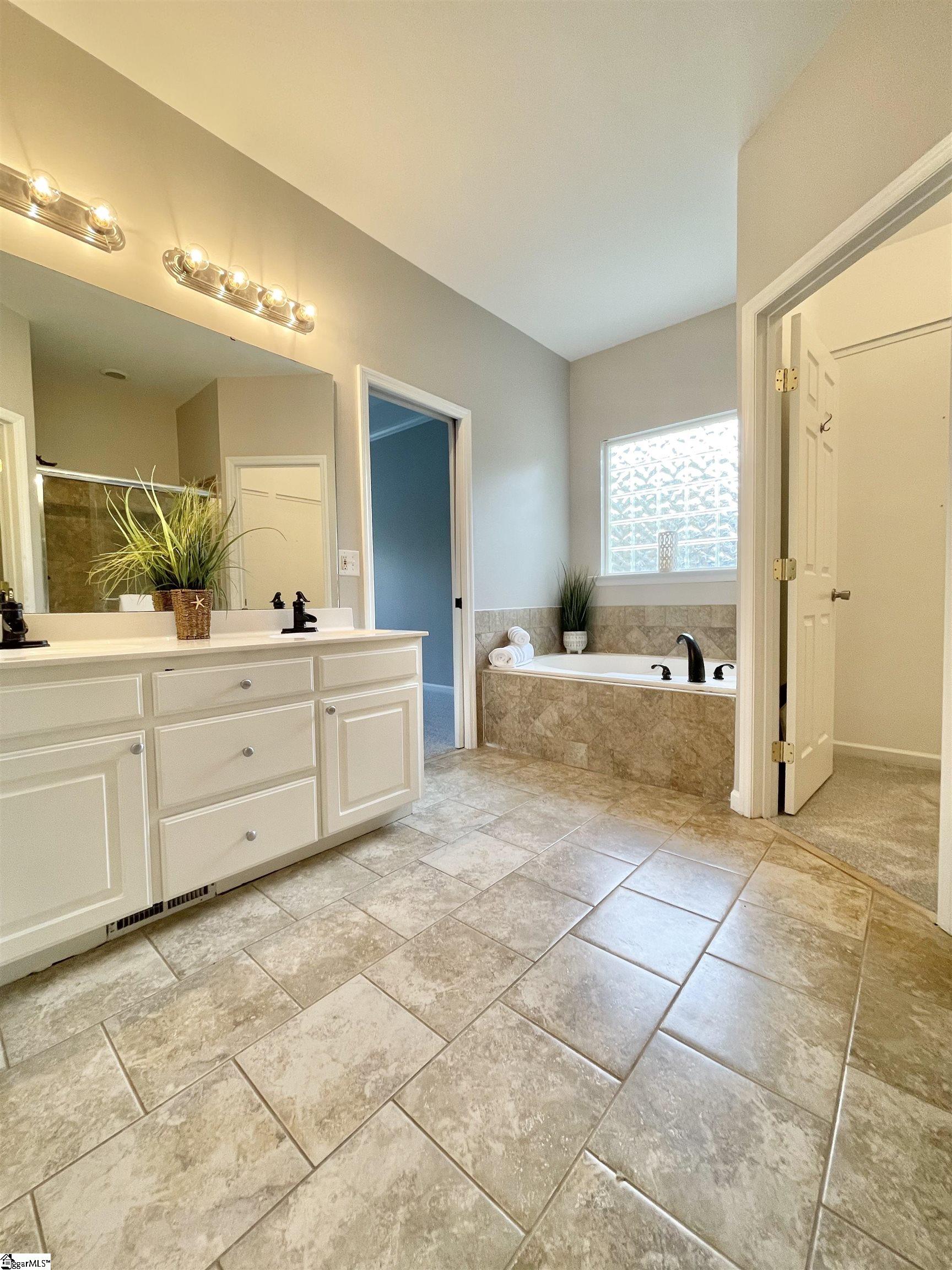 118 Windamere Road Easley, SC 29640 - Photo 16 of 36 Gallery Image 16
