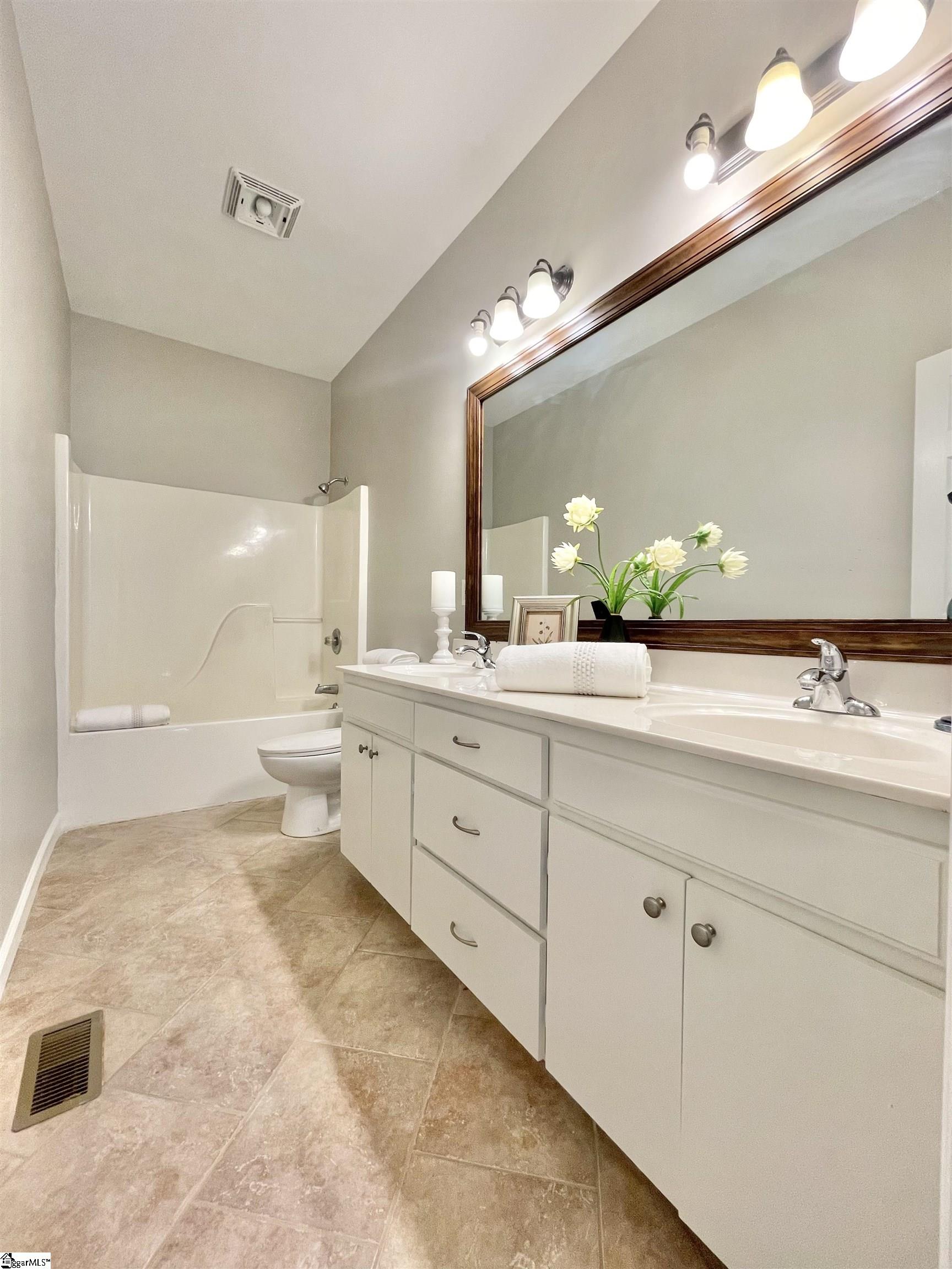 118 Windamere Road Easley, SC 29640 - Photo 20 of 36 Gallery Image 20