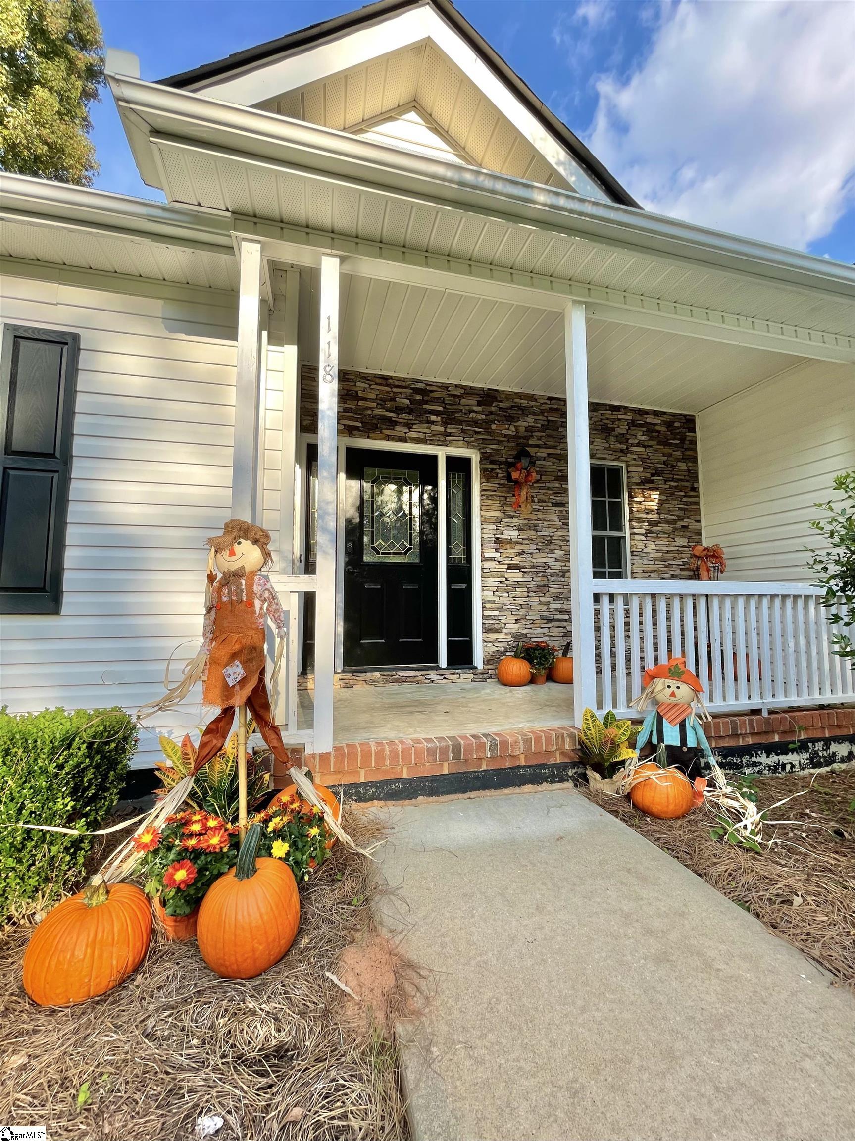 118 Windamere Road Easley, SC 29640 - Photo 3 of 36 Gallery Image 3