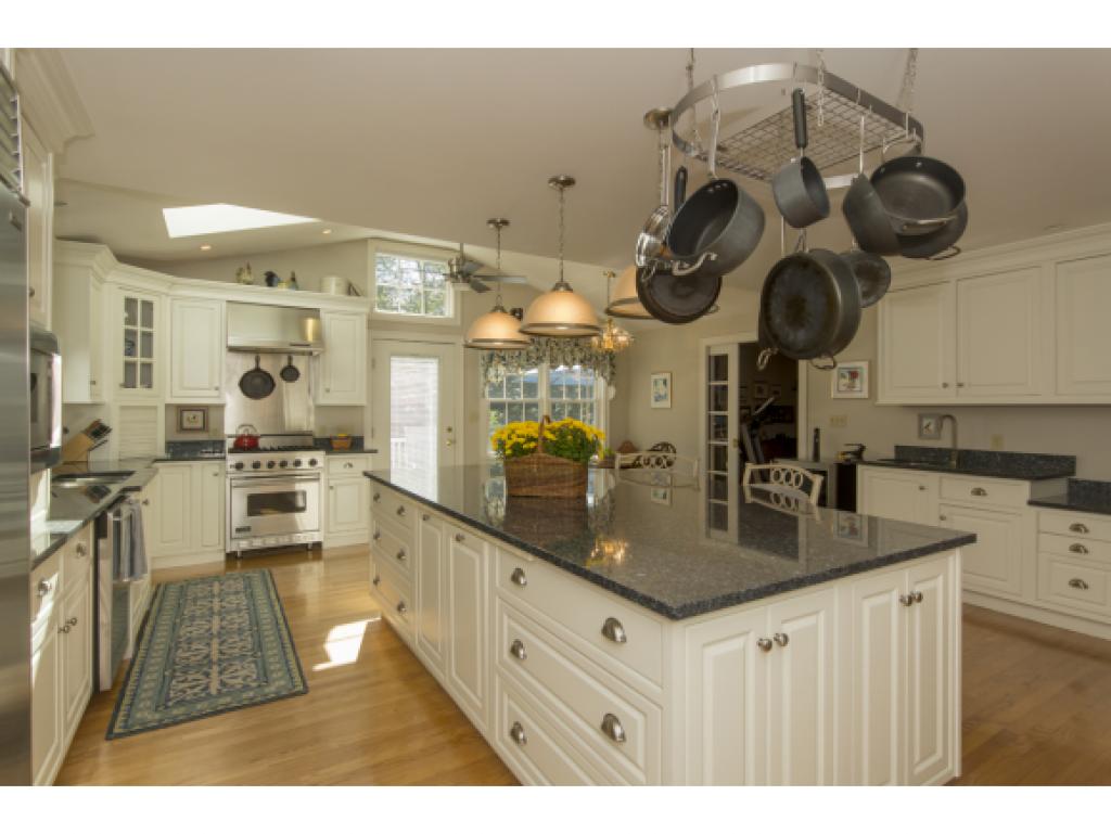 35 Pine Street Rye, NH 03870 - Photo 9 of 36