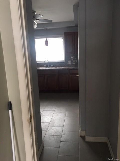 17230 Edinborough Road Detroit, MI 48219 - Photo 13 of 42 kit view.JPG