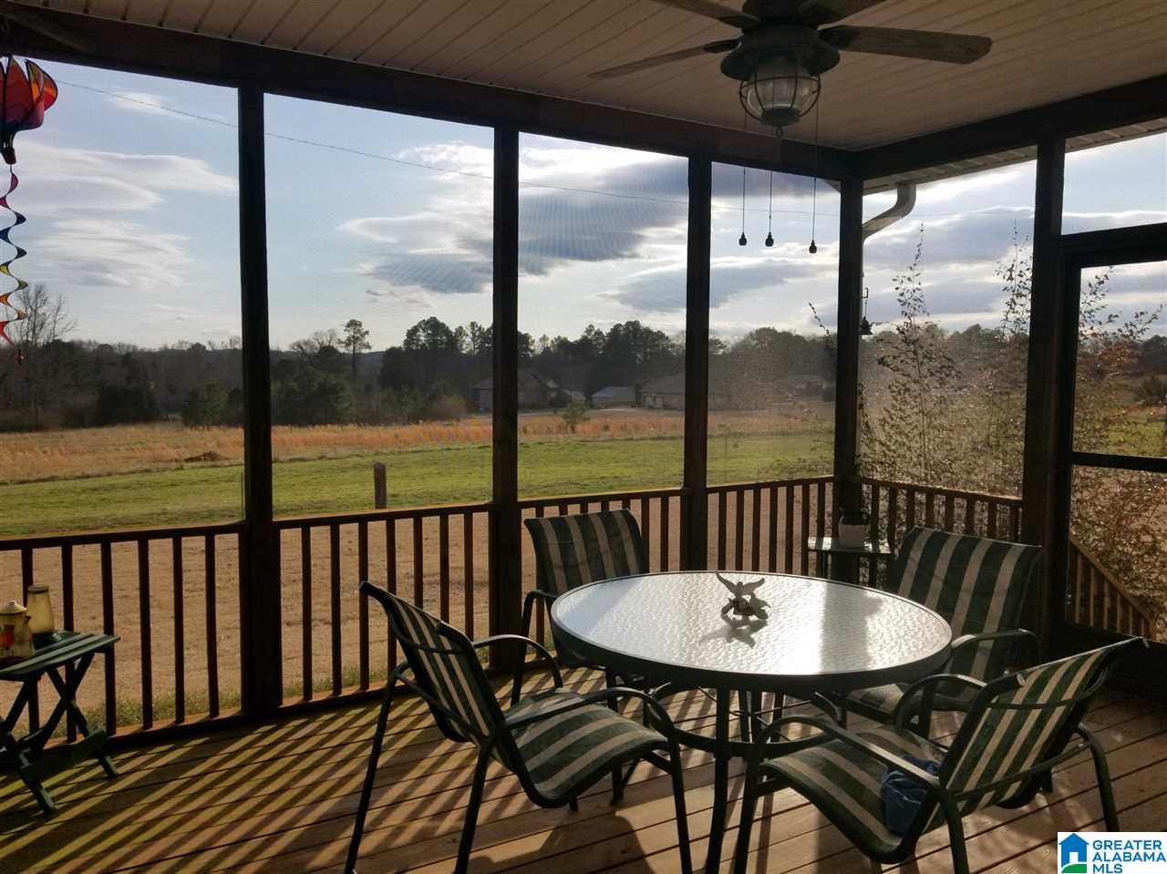 811 Magnolia Circle Warrior, AL 35180 - Photo 5 of 23