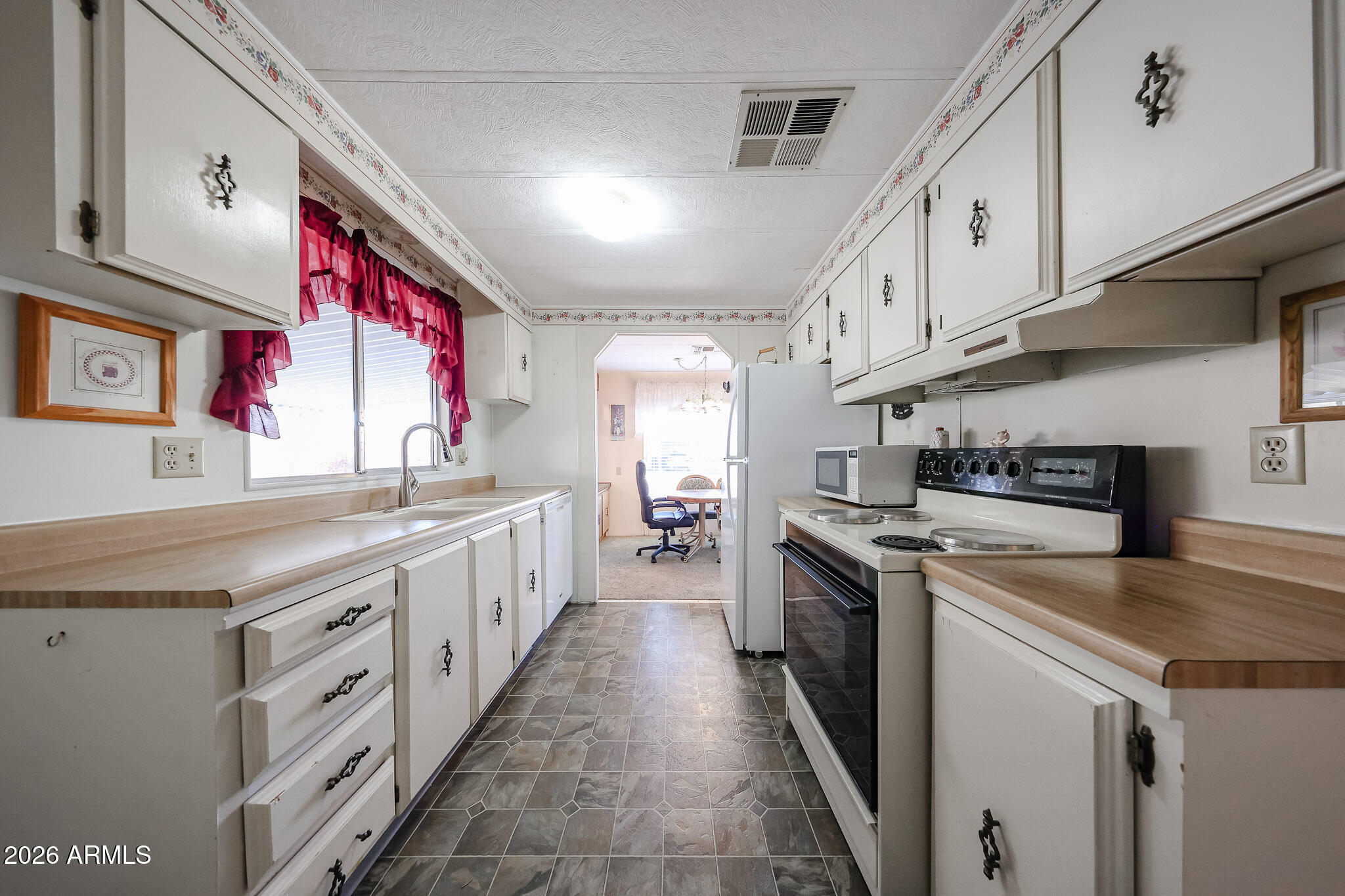 3104 East Broadway Road, Unit 19 Mesa, AZ 85204 - Photo 12 of 35 B (11)