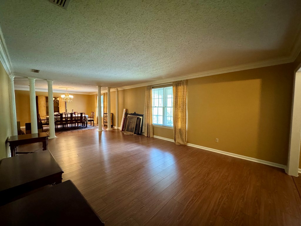 1015 Deerpath Road Dothan, AL 36303 - Photo 9 of 35
