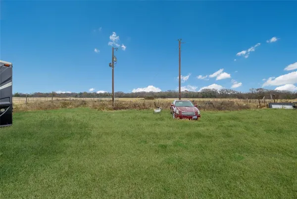 $525,000 | 440 County Road 3708, Wills Point, TX 75169